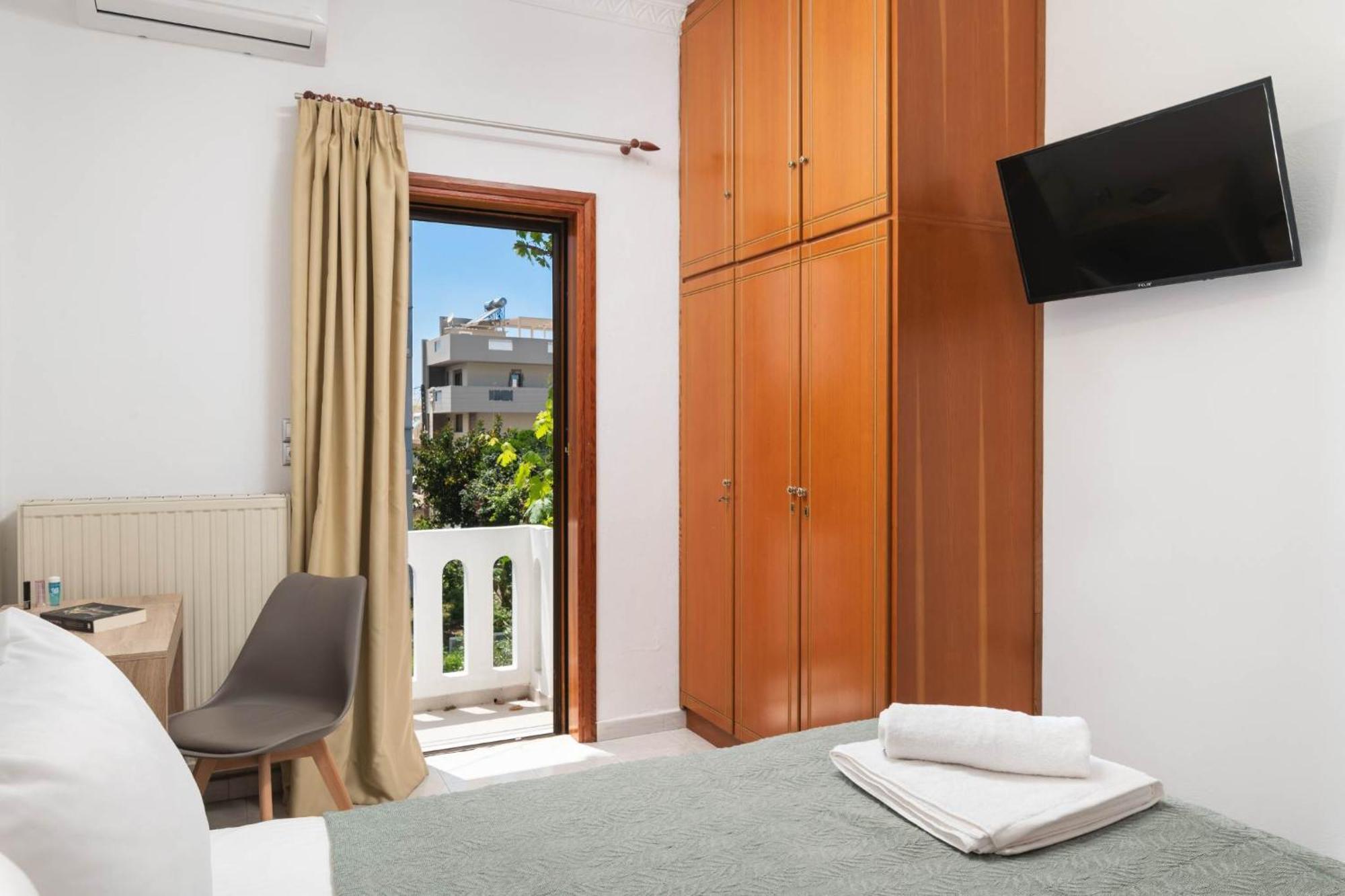 Somine Apartment Chania Chrissi Akti Chania Exterior foto